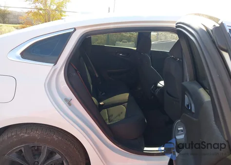 2022 Chevrolet Malibu Fwd Lt из США, поврежденный, VIN 1G1ZD5ST8NF166277